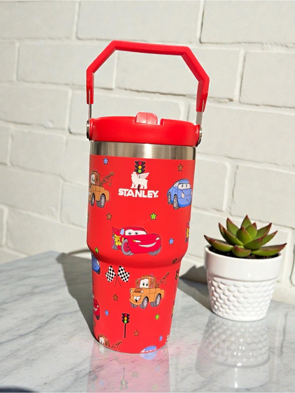 Red Kids Cars 20 oz Tumbler McQueen